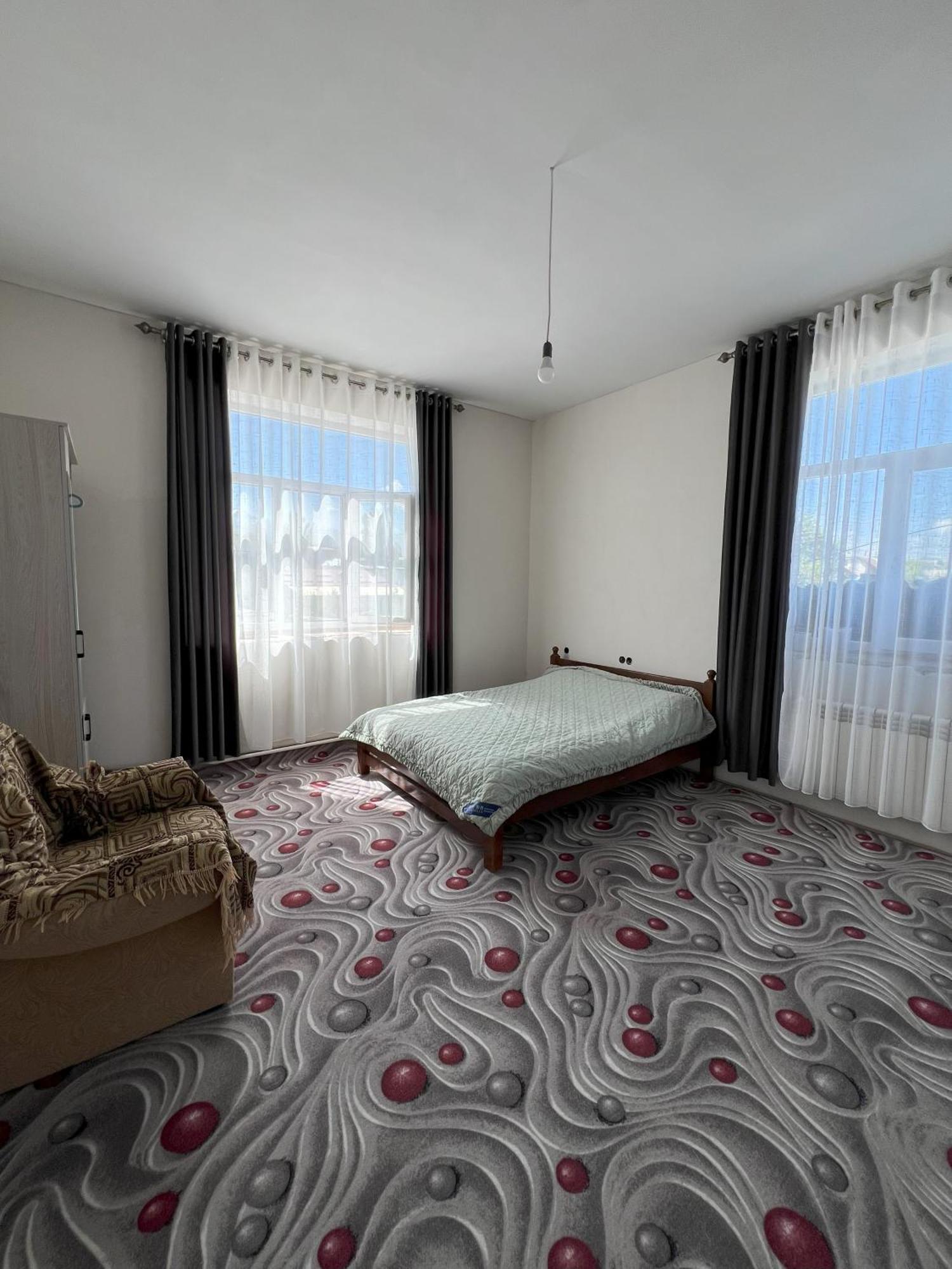 Emir Guest House In カラコル エクステリア 写真